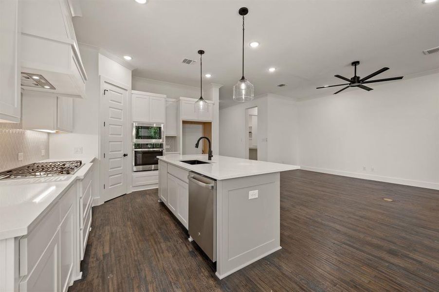Furnished interior view inside a new home in Parks of Aledo, Aledo (Image 7).