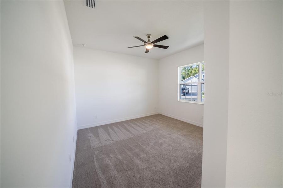 Spacious, unfurnished interior of a new home in , Ocala (Image 18).