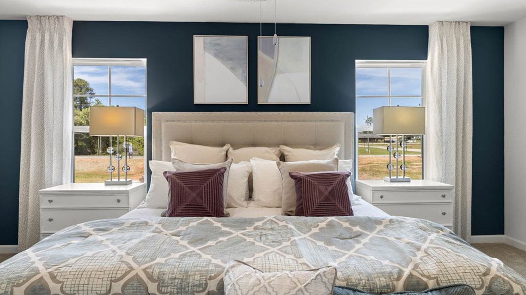 Representative furnished interior of a home built from the Robie by D.R. Horton in Kingston Ranch at Lake Oconee, Buckhead (Image 11).