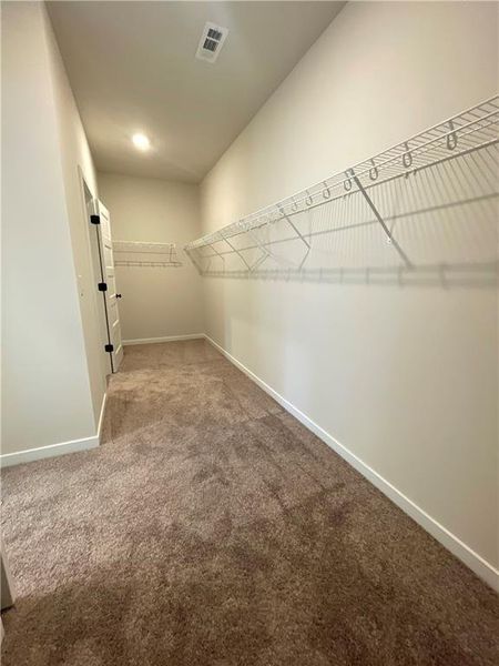 Spacious, unfurnished interior of a new home in Summerlin, Winder (Image 57).