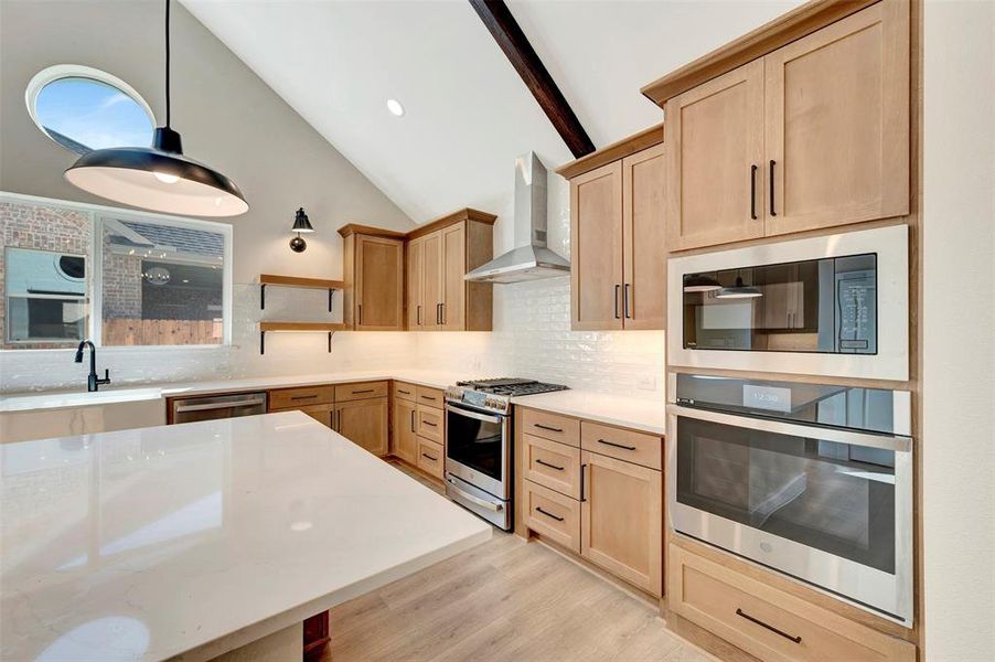 Furnished interior view inside a new home in Elevon, Lavon (Image 12).