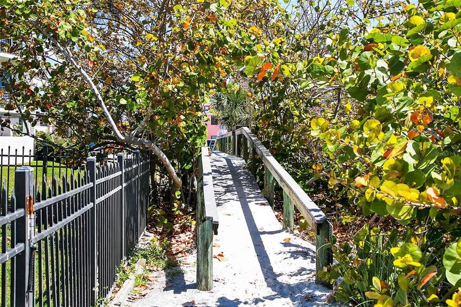 Natural landscape and outdoor views near  in Gulfport (Image 21).
