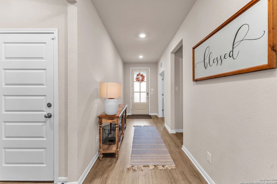 Furnished interior view inside a new home in Saddle Creek Ranch, Cibolo (Image 38). Furnished interior view inside a new home in Saddle Creek Ranch, Cibolo (Image 38).