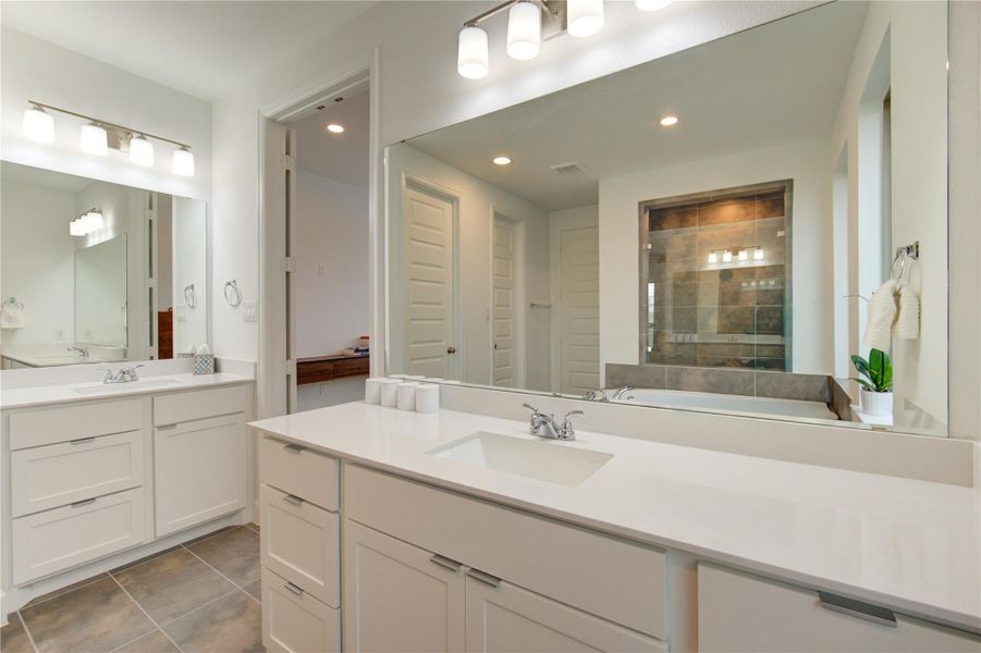 Furnished interior view inside a new home in Cross Creek West, Fulshear (Image 42).