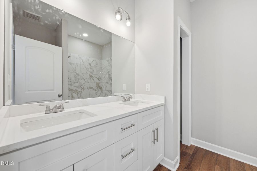 21-web-or-mls-ROB05018