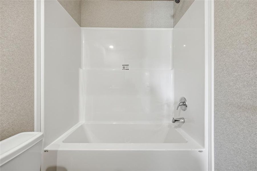 Close-up of interior finishes inside a home in , Bronson (Image 13).