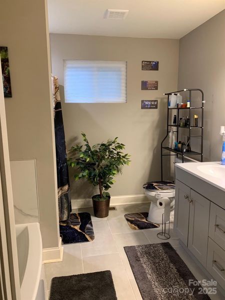 Furnished interior view inside a new home in , Statesville (Image 6).