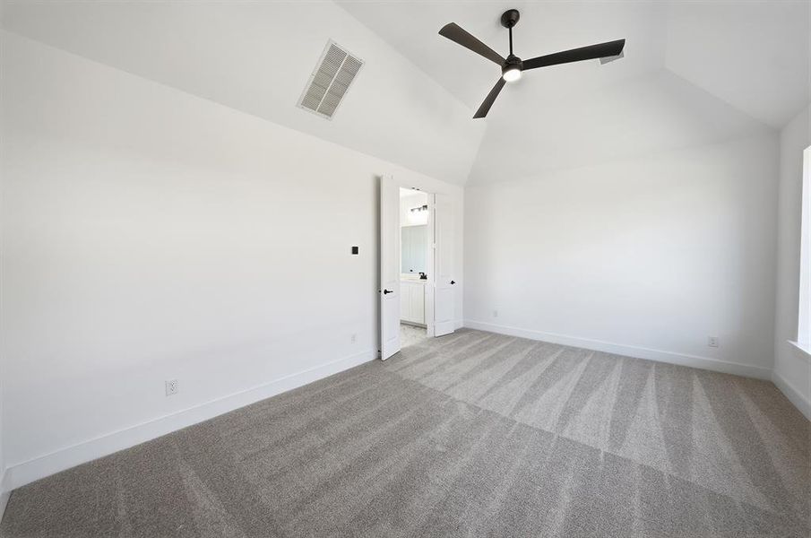 Spacious, unfurnished interior of a new home in Brookhollow West, Prosper (Image 18).