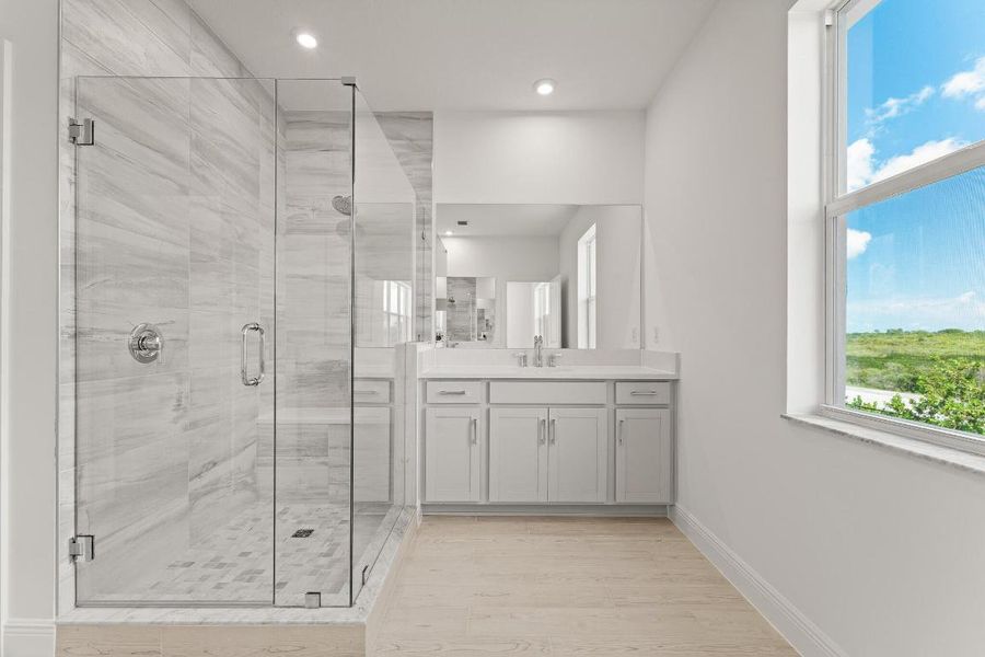 US_SEF_OCEANA_LOT 16_owners bath 2