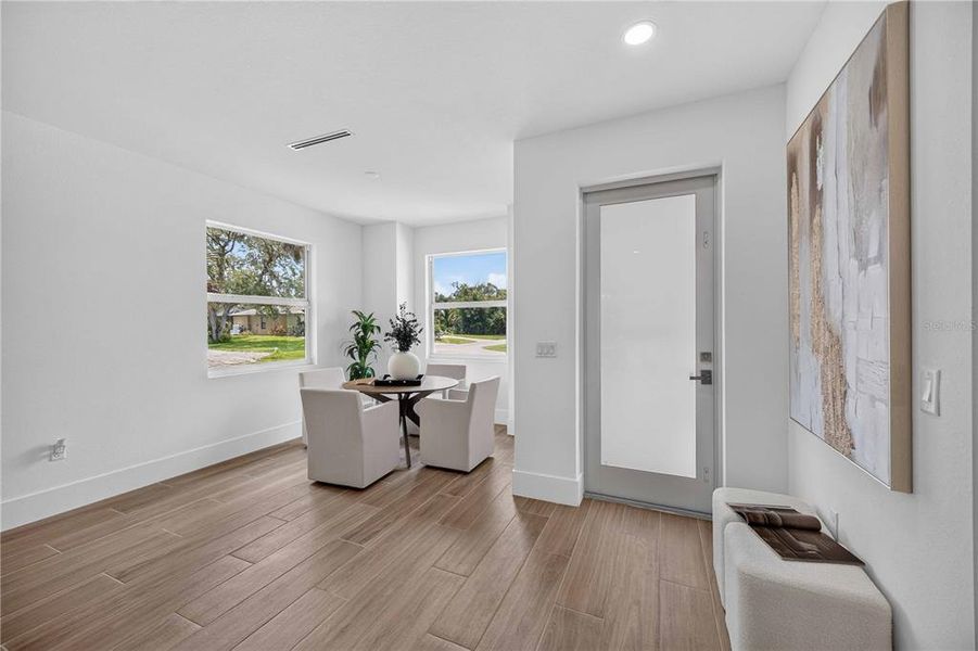 Furnished interior view inside a new home in , Port Charlotte (Image 37).