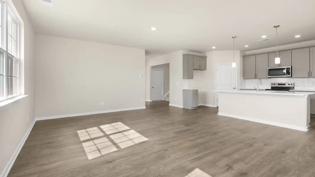 Spacious, unfurnished interior of a new home in The Villas at Galvins Ridge, Sanford (Image 15).
