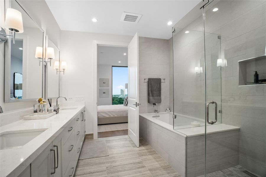 Furnished interior view inside a new home in Hawthorne, Houston (Image 20). Furnished interior view inside a new home in Hawthorne, Houston (Image 20).