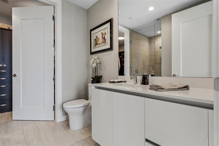 Furnished interior view inside a new home in , Sarasota (Image 11).