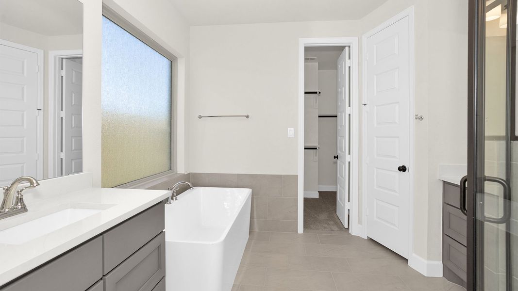 Furnished interior view inside a new home in Jordan Ranch, Fulshear (Image 6).