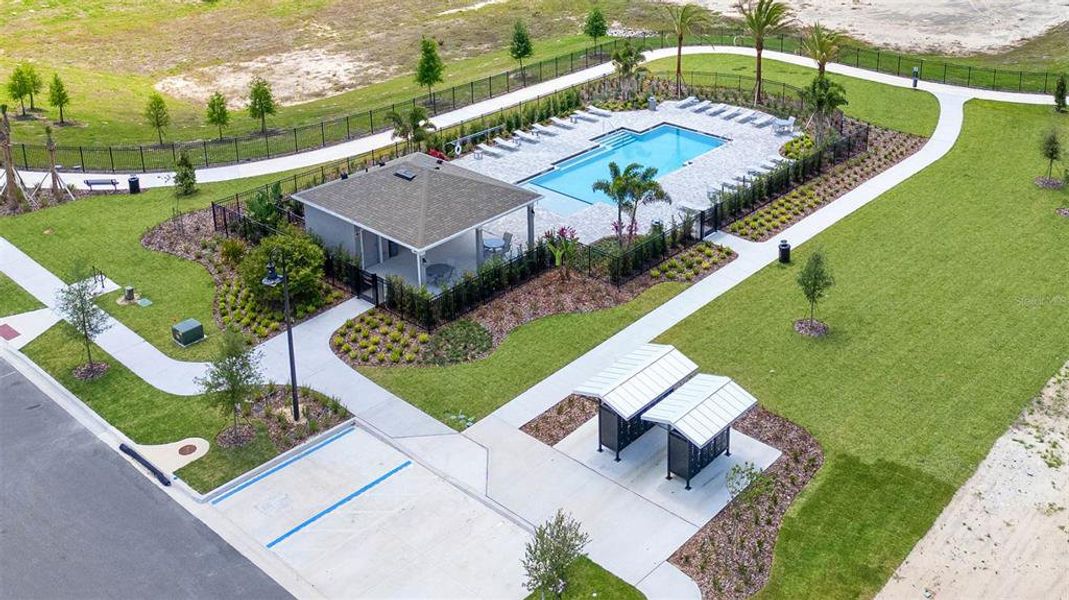 Community amenities in Windrose, Apopka (Image 15).