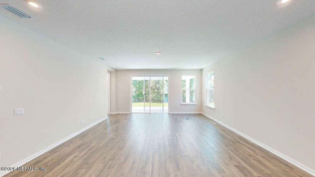 Spacious, unfurnished interior of a new home in RiverTown, St. Johns (Image 8).