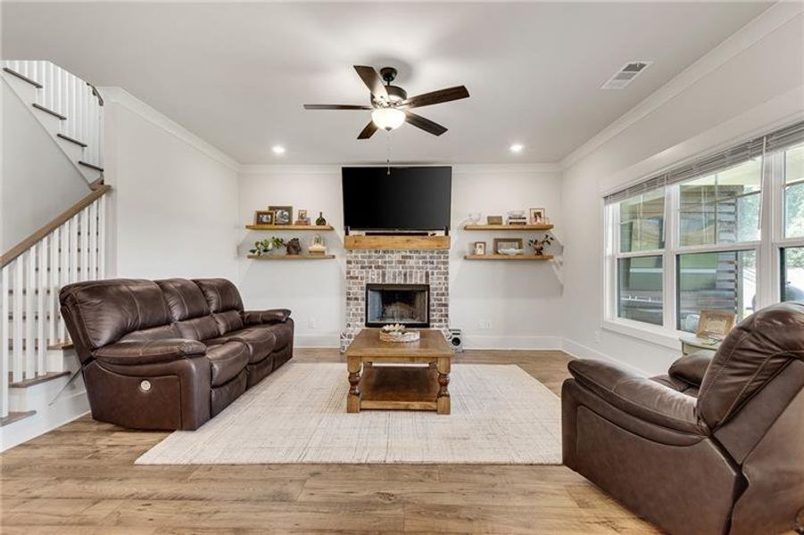 Furnished interior view inside a new home in Alcovy Station, Covington (Image 10).
