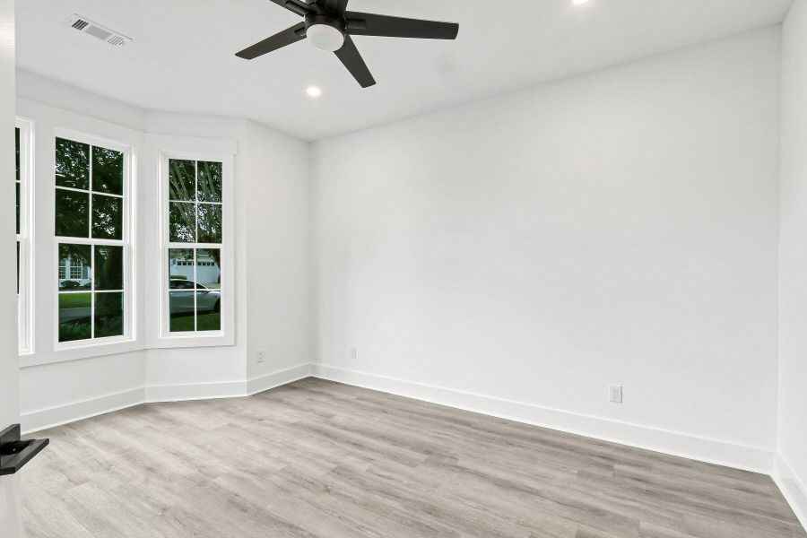 Spacious, unfurnished interior of a new home in , Bluffton (Image 27). Spacious, unfurnished interior of a new home in , Bluffton (Image 27).