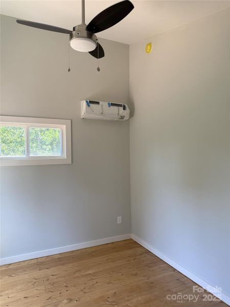 Spacious, unfurnished interior of a new home in , Asheville (Image 6).