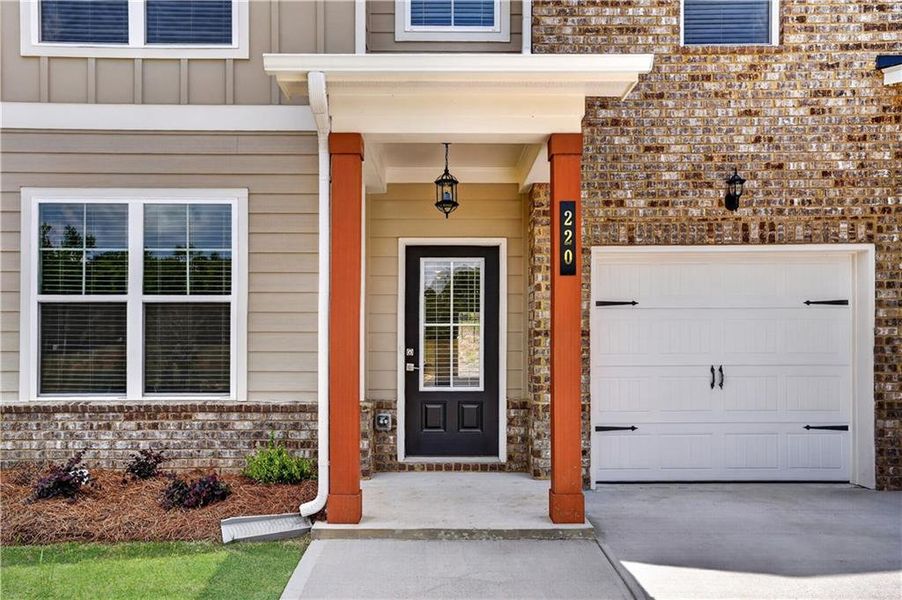Exterior details and patio area of a home in , Villa Rica (Image 3).