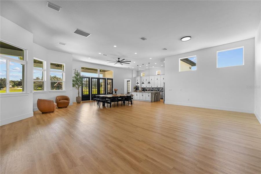 Spacious, unfurnished interior of a new home in , Groveland (Image 19).