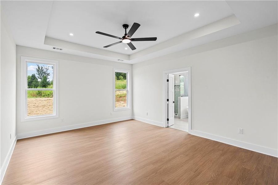 Spacious, unfurnished interior of a new home in , Clermont (Image 40). Spacious, unfurnished interior of a new home in , Clermont (Image 40).
