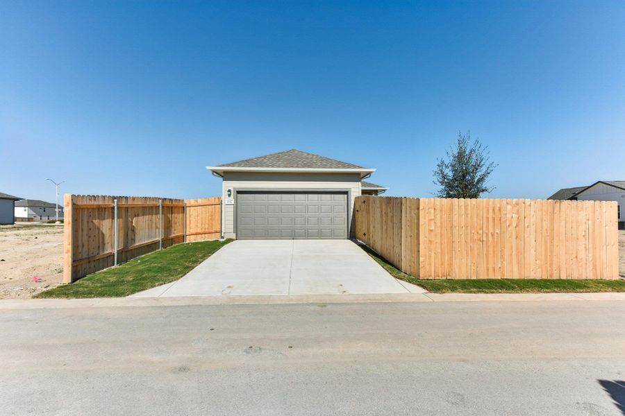 Photos of similar home. Actual home under construction.