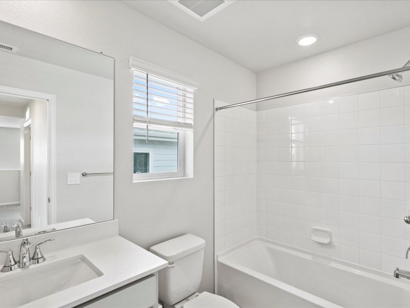 Furnished interior view inside a new home in Lake Bluff, Greeley (Image 7).