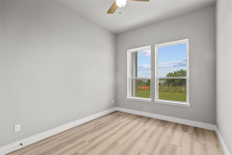 Image 27 of a home in .