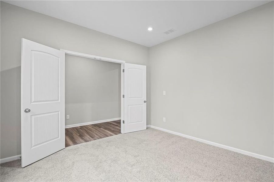 Spacious, unfurnished interior of a new home in Sage Woods, Dallas (Image 34).