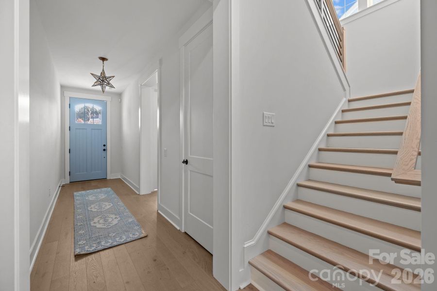 Spacious, unfurnished interior of a new home in , Fort Mill (Image 22).