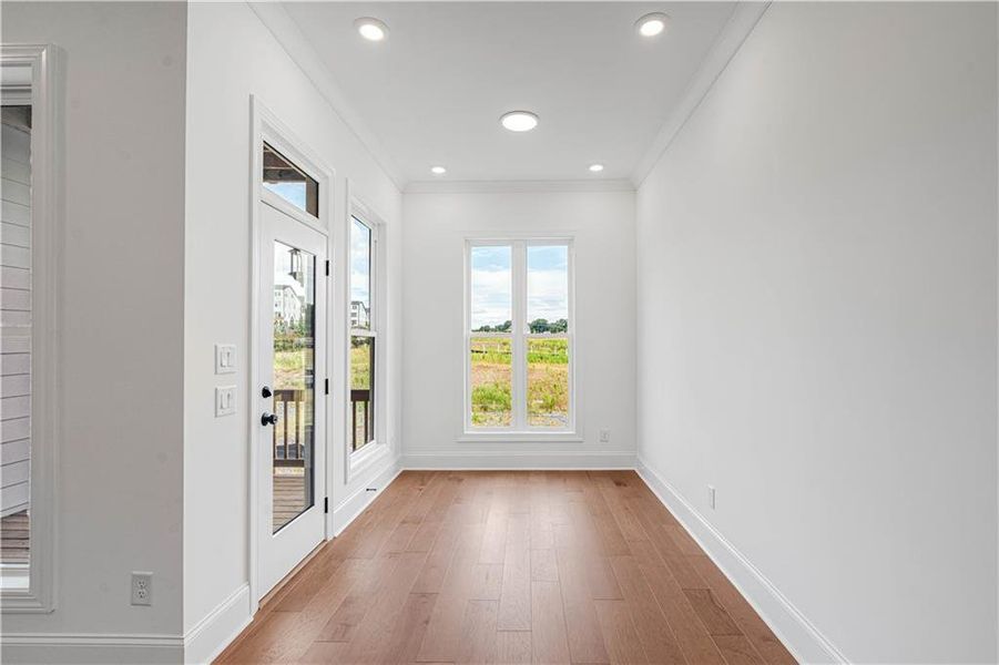 Spacious, unfurnished interior of a new home in Waterhaven, Cumming (Image 56).