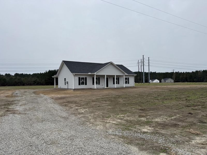 Exterior details and patio area of a home in , St. George (Image 15).