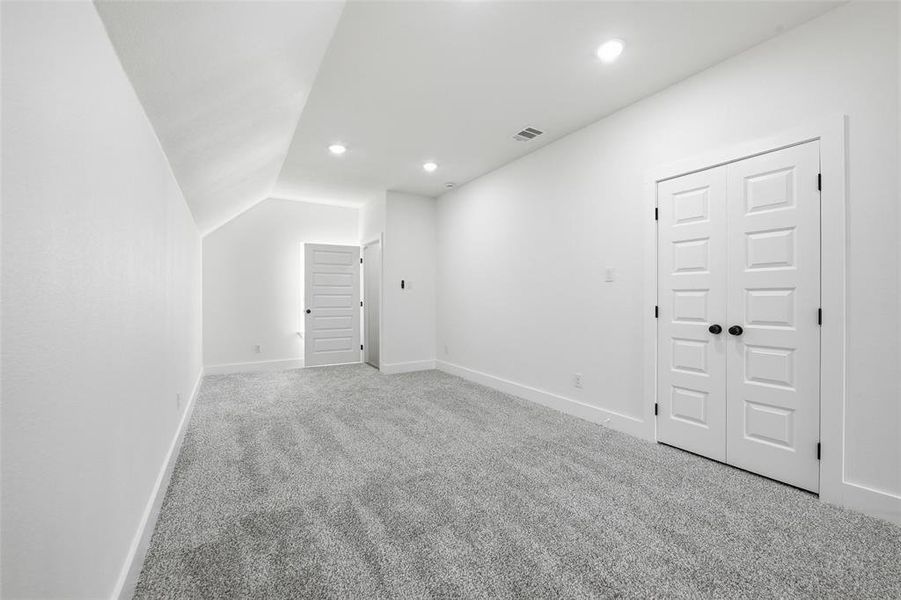 Spacious, unfurnished interior of a new home in , Fort Worth (Image 32).
