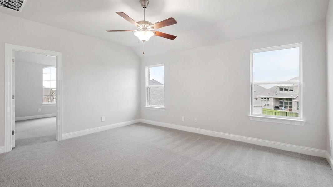 Spacious, unfurnished interior of a new home in Mostyn Manor Reserve, Magnolia (Image 15).