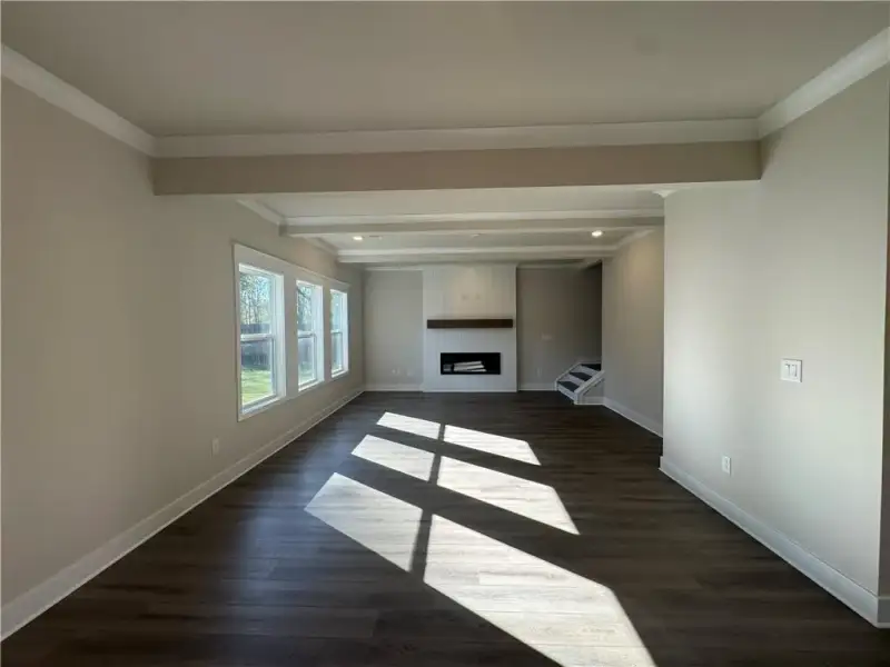 Spacious, unfurnished interior of a new home in Rosewood Lake Estates, Hoschton (Image 27).