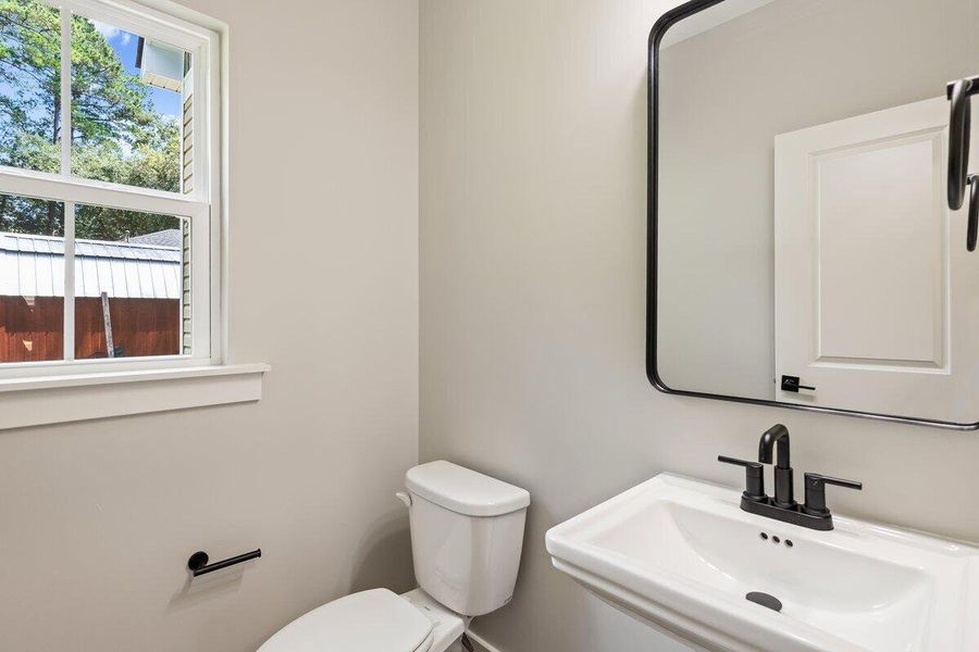 Furnished interior view inside a new home in , Ravenel (Image 10).