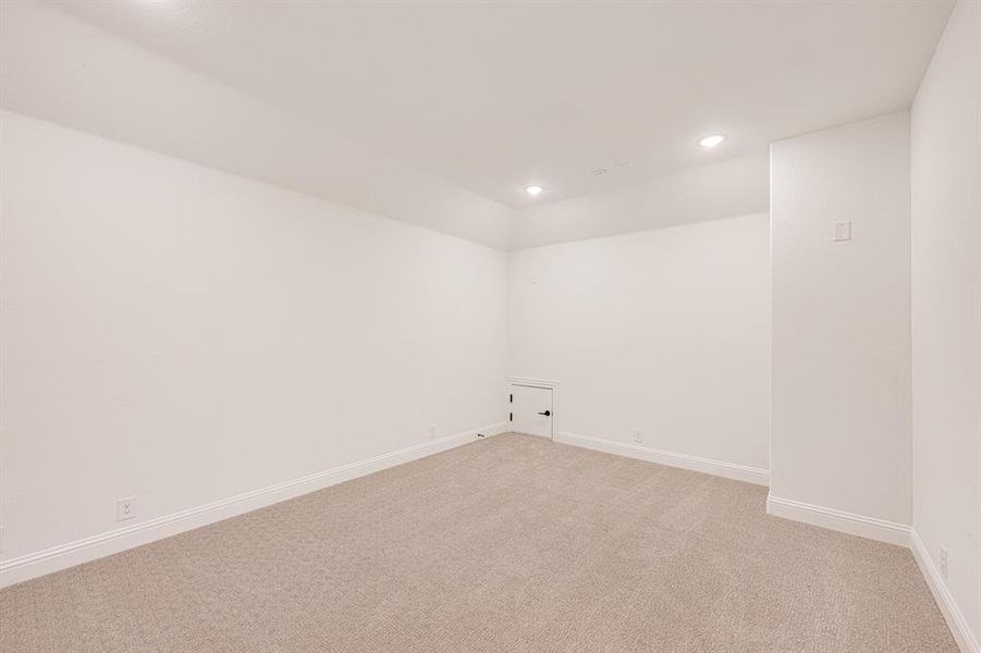 Spacious, unfurnished interior of a new home in Windsong Ranch Classic 61, Prosper (Image 16). Spacious, unfurnished interior of a new home in Windsong Ranch Classic 61, Prosper (Image 16).