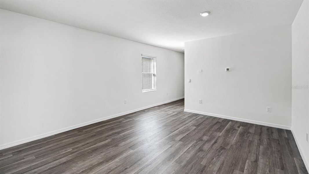 Spacious, unfurnished interior of a new home in , Winter Haven (Image 13).