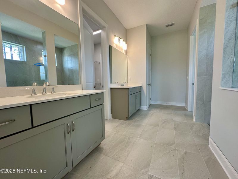 Furnished interior view inside a new home in SilverLeaf, St. Augustine (Image 7).