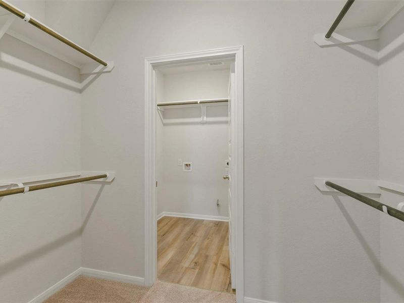 Spacious, unfurnished interior of a new home in River Ranch Meadows, Dayton (Image 23).