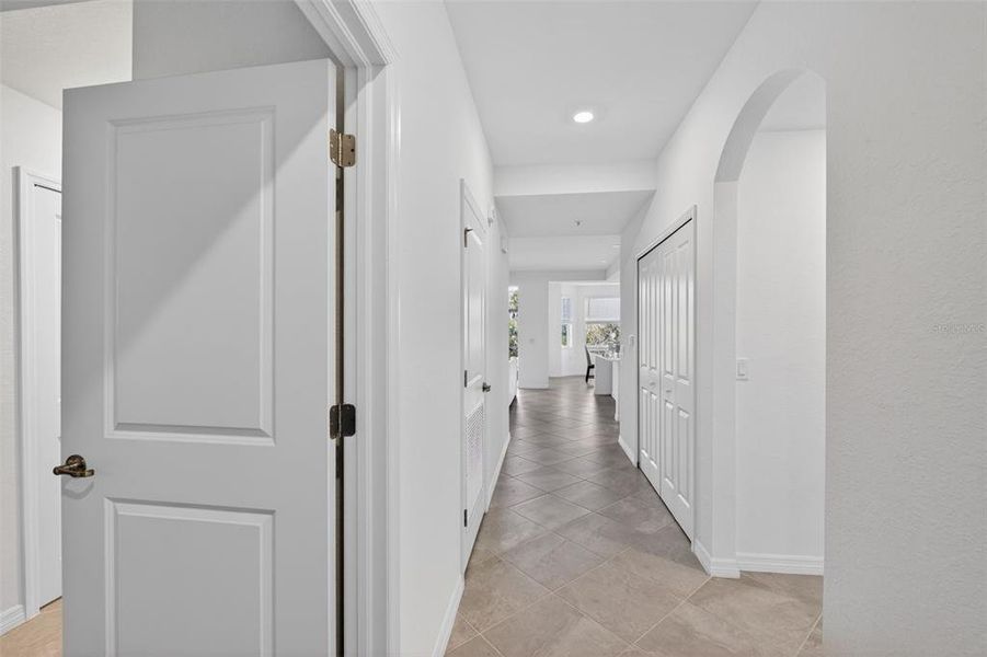 Spacious, unfurnished interior of a new home in , Punta Gorda (Image 24).