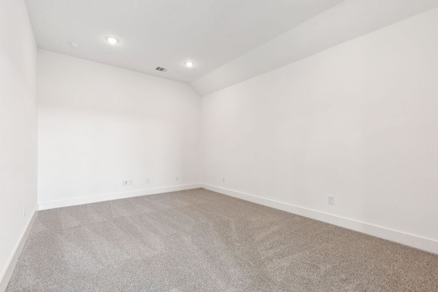 Representative unfurnished interior of a home built from the Halsted by Centre Living Homes in Lakeway Estates, Waxahachie (Image 35).