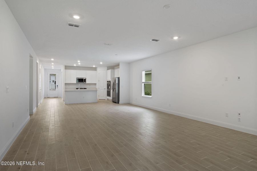 Spacious, unfurnished interior of a new home in Tributary, Yulee (Image 38). Spacious, unfurnished interior of a new home in Tributary, Yulee (Image 38).