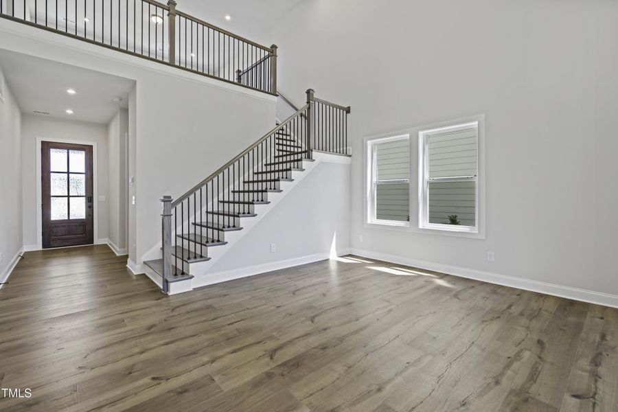 STY5-0215-00_Alton_A_Dining Room