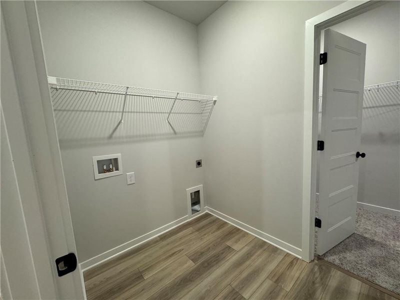 Spacious, unfurnished interior of a new home in Rosewood Lake Preserve, Hoschton (Image 29).