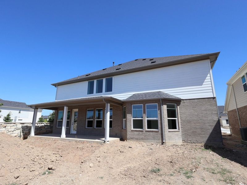 Exterior details and patio area of a home in Barksdale, Leander (Image 12).