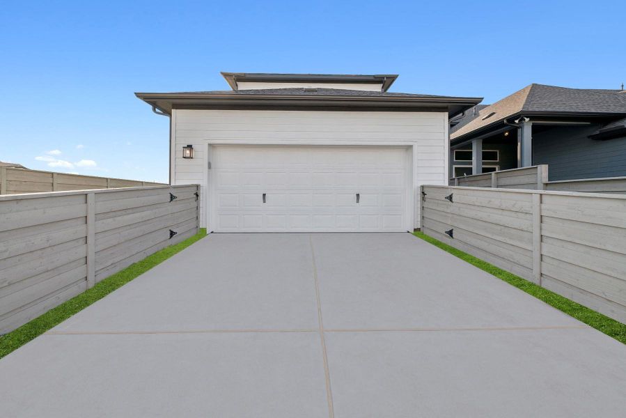 Welcome to The Cornerstone by David Weekley Homes. Move-In-Ready Now! Welcome to The Cornerstone by David Weekley Homes. Move-In-Ready Now!