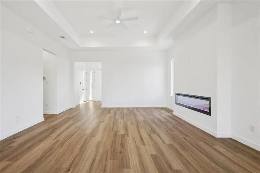 Spacious, unfurnished interior of a new home in , Fort Worth (Image 26).