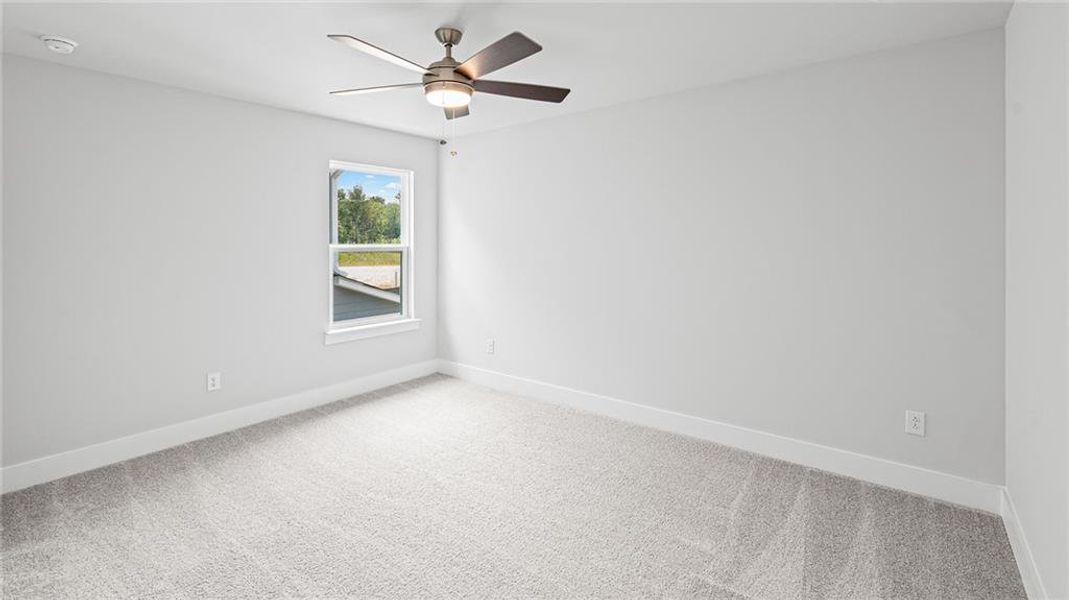 Spacious, unfurnished interior of a new home in Hunters Creek, Flowery Branch (Image 22).